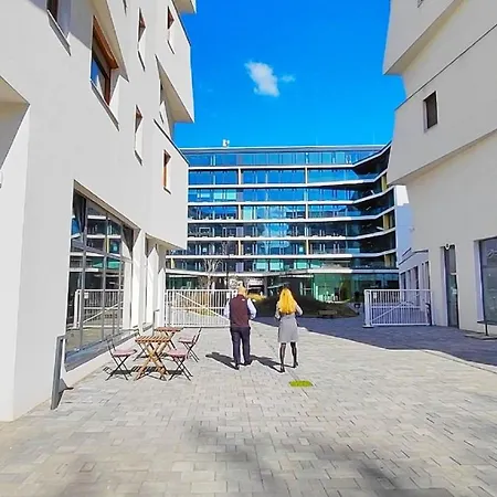 Ani's Newly Built Apartament